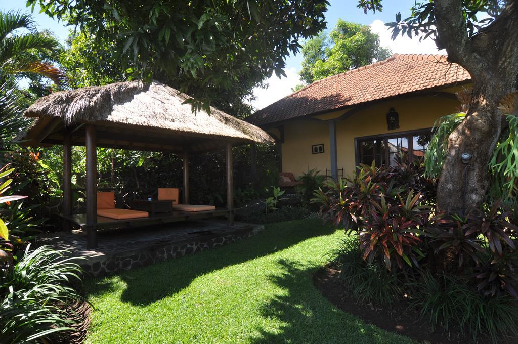 Puri Mangga Sea View Resort And Spa Ловина Экстерьер фото