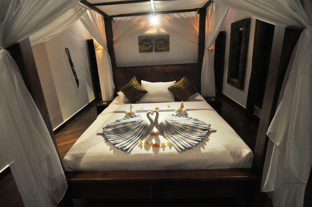 Puri Mangga Sea View Resort And Spa Ловина Экстерьер фото