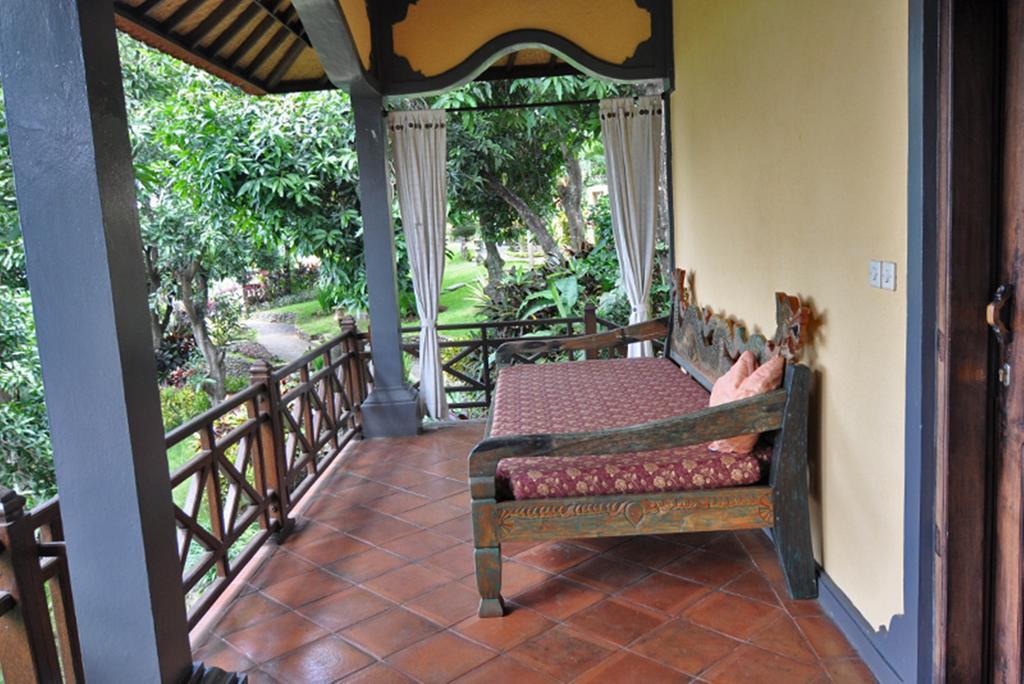 Puri Mangga Sea View Resort And Spa Ловина Экстерьер фото