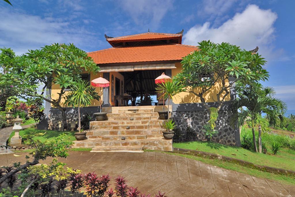 Puri Mangga Sea View Resort And Spa Ловина Экстерьер фото