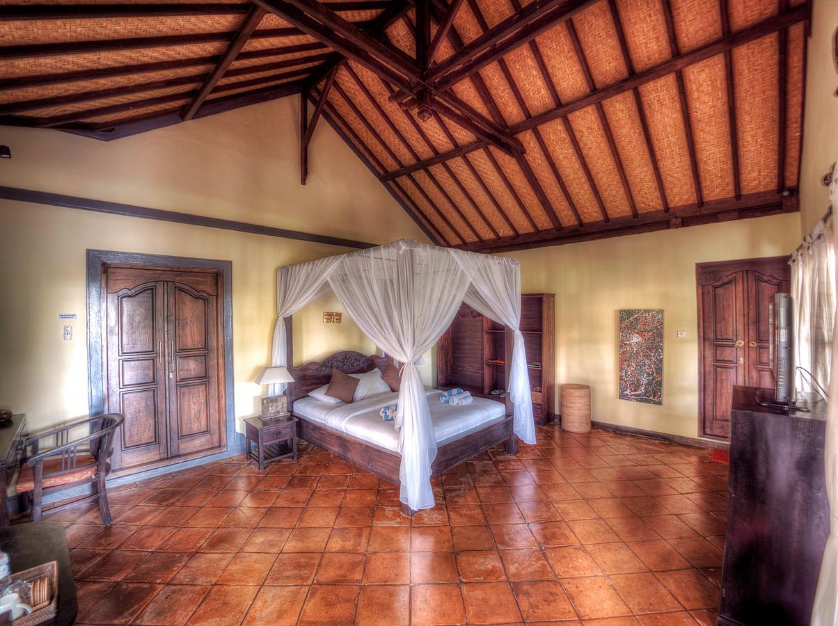 Puri Mangga Sea View Resort And Spa Ловина Экстерьер фото