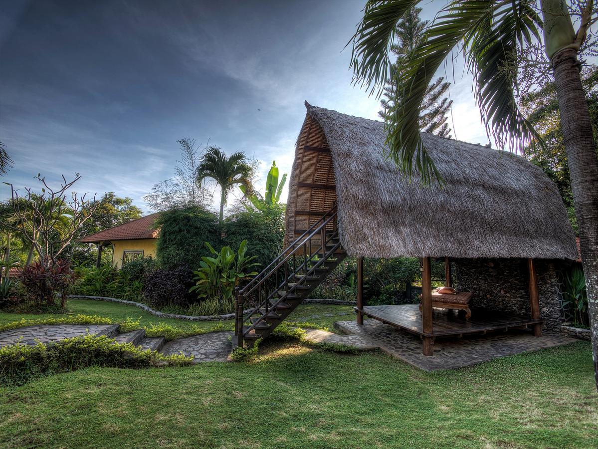 Puri Mangga Sea View Resort And Spa Ловина Экстерьер фото