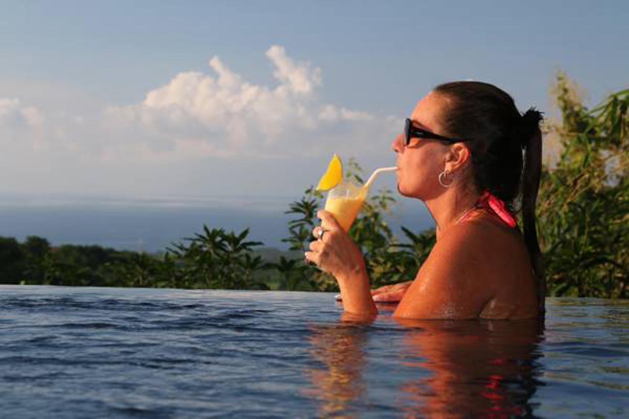 Puri Mangga Sea View Resort And Spa Ловина Экстерьер фото